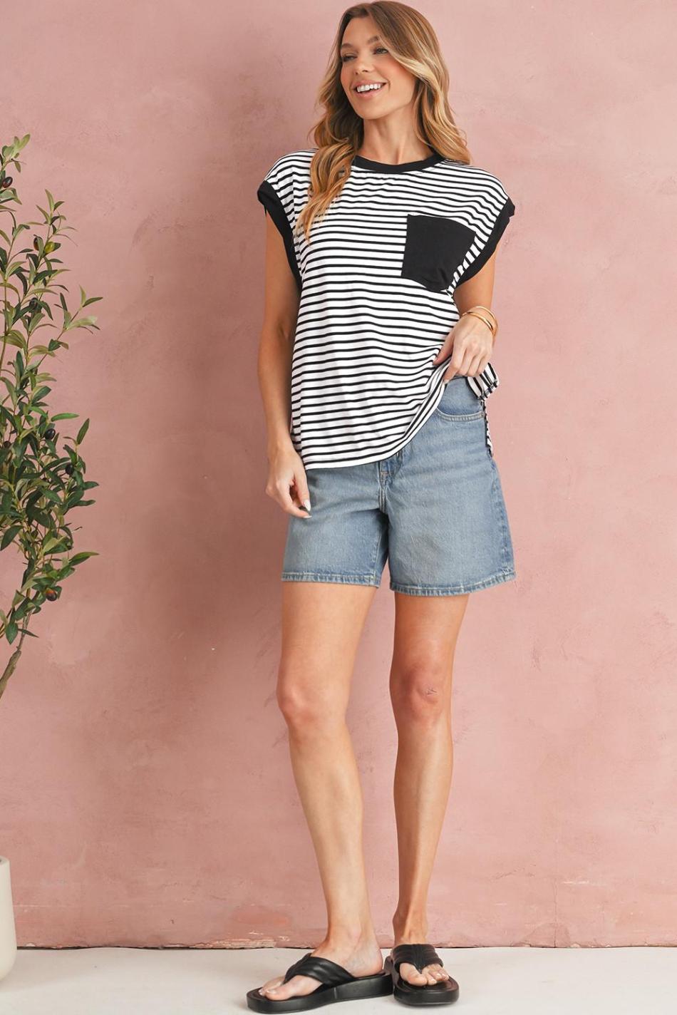 Black Stripe Chest Pocket Patch Round Neck Sleeveless Tee | Women Sleeveless Tops